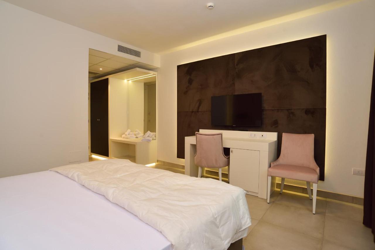 M2 Hotel Campi Bisenzio Εξωτερικό φωτογραφία